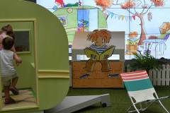 summer-holiday-fun_SLQ